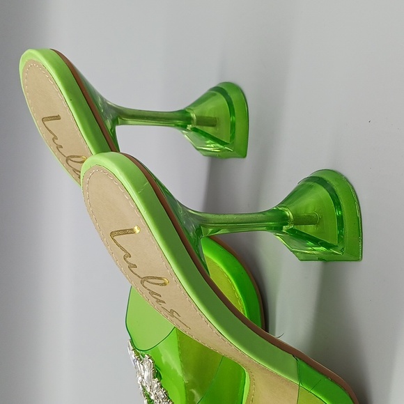 LULU'S MIDNIGHT LIME MULES - Picture 5 of 11